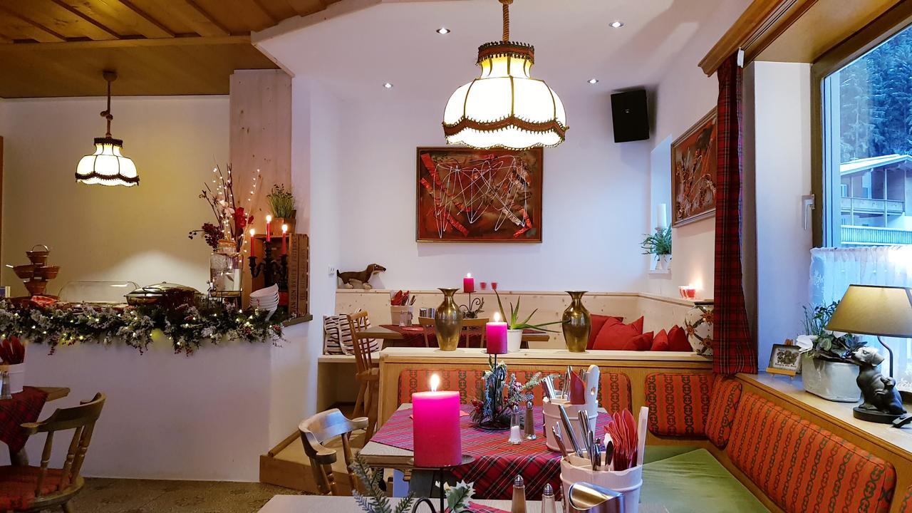 Chalet Amadeus Mayrhofen Zillertal Tirol Buitenkant foto