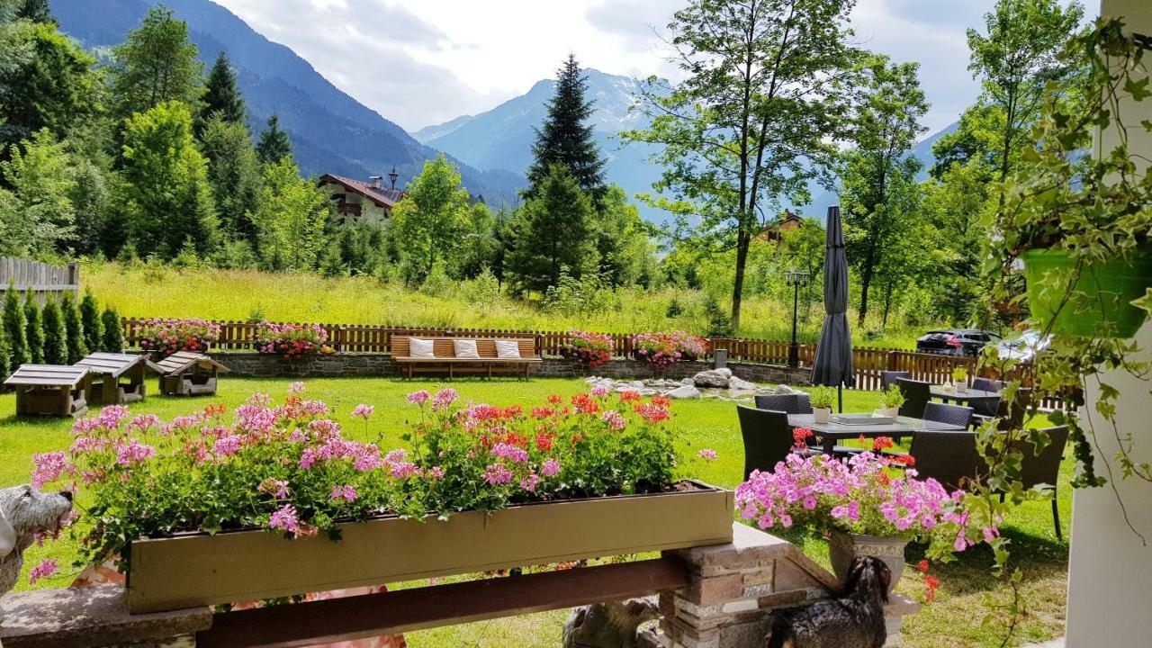 Chalet Amadeus Mayrhofen Zillertal Tirol Buitenkant foto